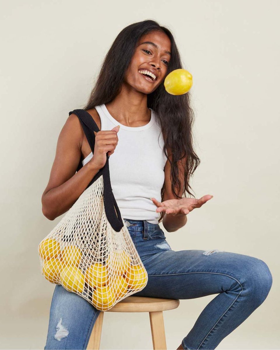 pillowpia's tweet photo. Enhance your errands with the two-tone French Market Bag, now with a comfort strap and colour-matched dust bag. Expandable and stylish, it's perfect for any outing, from beach days to gym trips.🏊️

Visit us https://t.co/CJYksWwzJl https://t.co/ta1DJCp61w