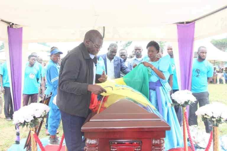 Today, We have laid to rest one of the FDC founding leader and veteran journalist Sarah Eperu at her ancestral home at Koloin, Mukura Subcounty - Kapir County in Ngora District. The big girl from Teso passed away last Sunday evening at Life Link Hospital- Kyaliwajala in Kira -…