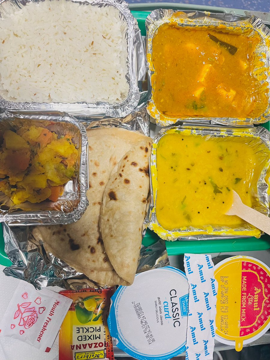 NBotlagunta's tweet photo. #awesome food offered in Indian railways. Hygienic, tasty, Good packaging, Good service, wide varieties, both veg and non-veg options. @IRCTCofficial @eCateringIRCTC @irctcsouthzone @IRCTC_News #shatabditrain #chennaitobangalore https://t.co/NrssnsFovw