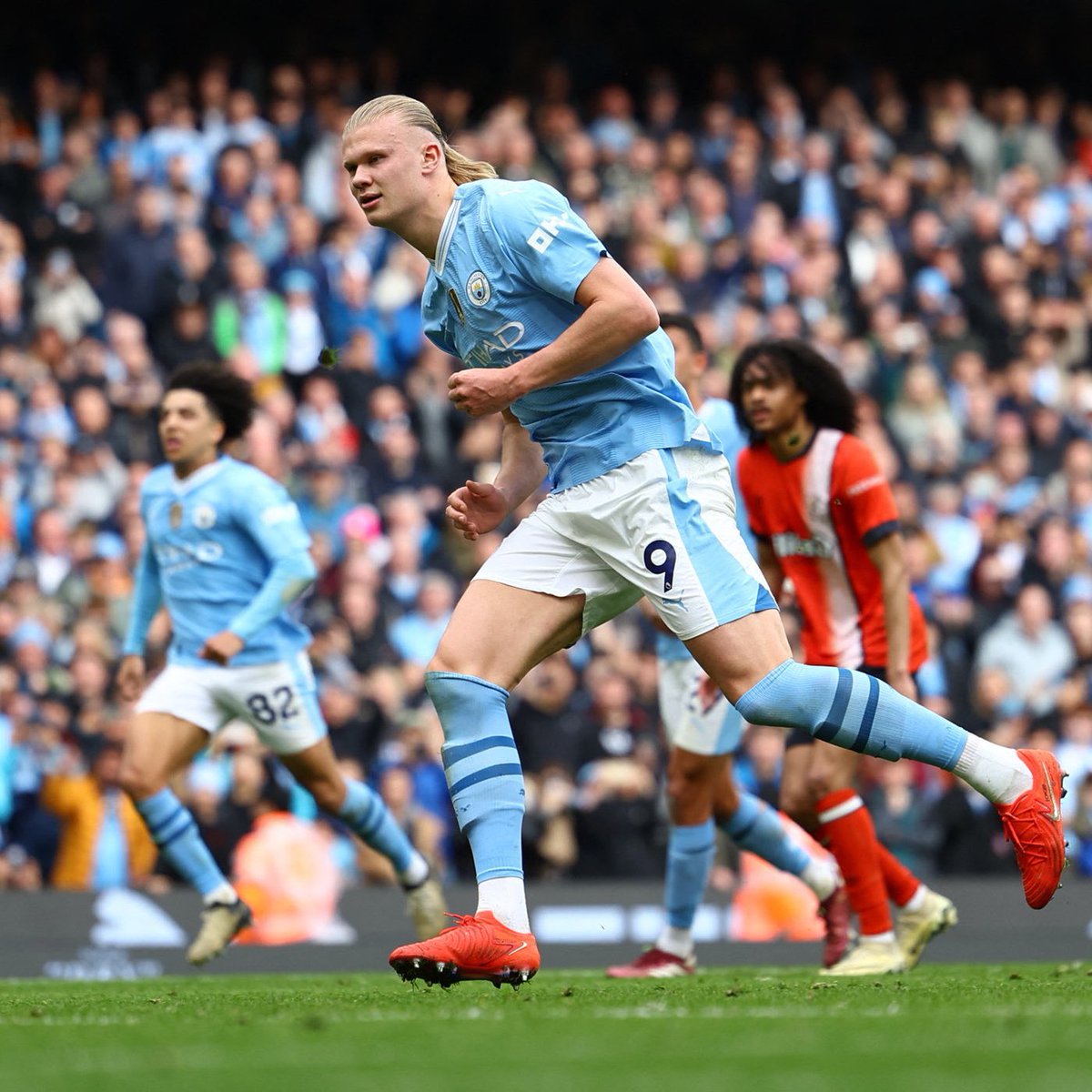 Manchester City goleó 5-1 al Luton, dormirán lideres de la Premier League. 😏💙🤍