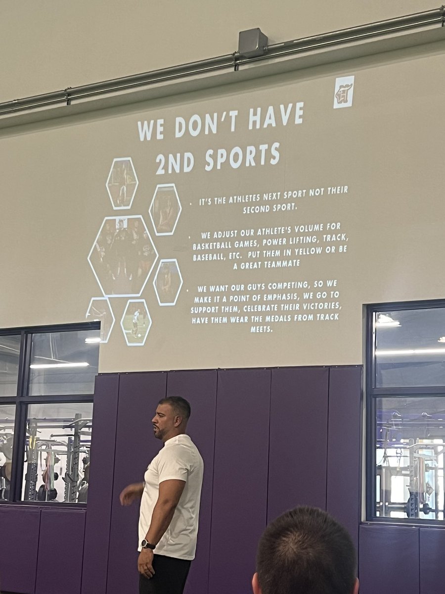 Elton Croc tweet media