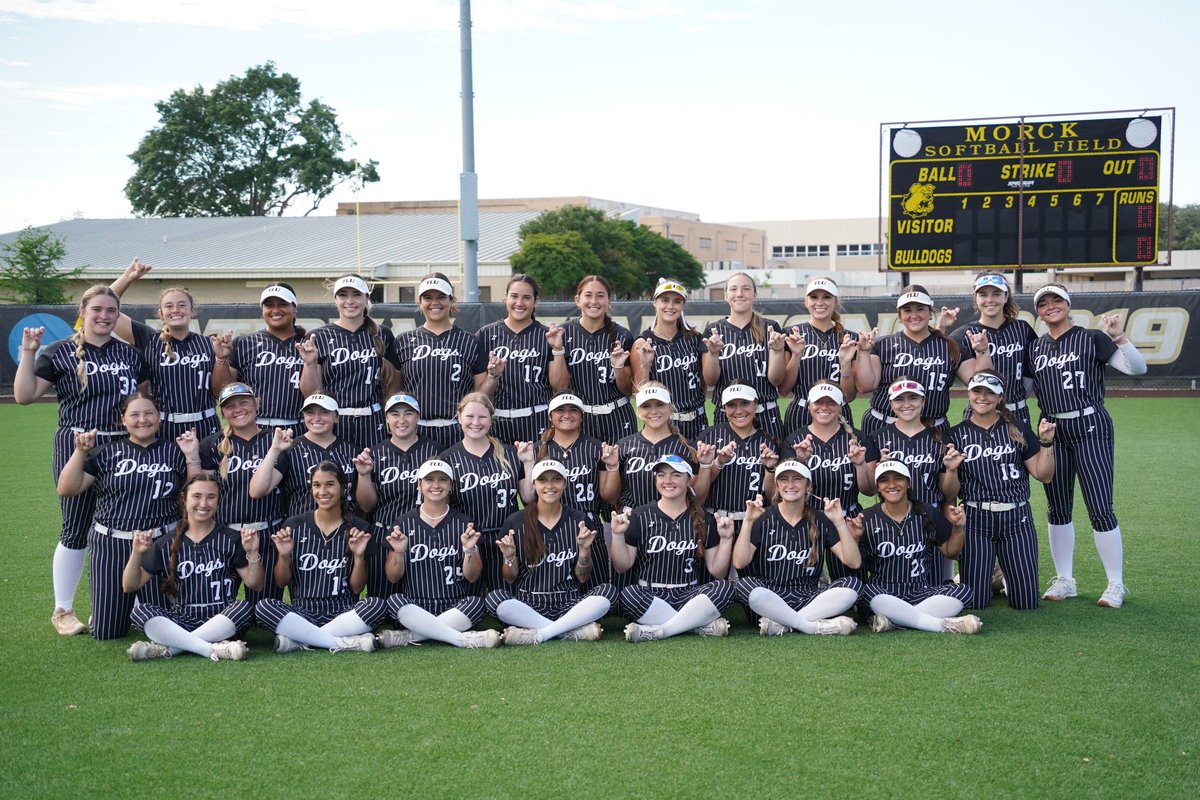 TLU Softball tweet media