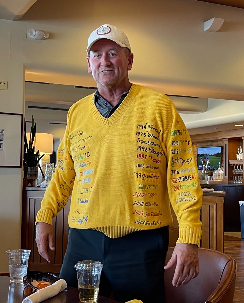 yellowsweater4's tweet image. Congratulations to our Yellow Sweater Champion, Ken Shoemaker! Steady the entire trip and impressive play over 90 holes in the desert heat.  #brethren