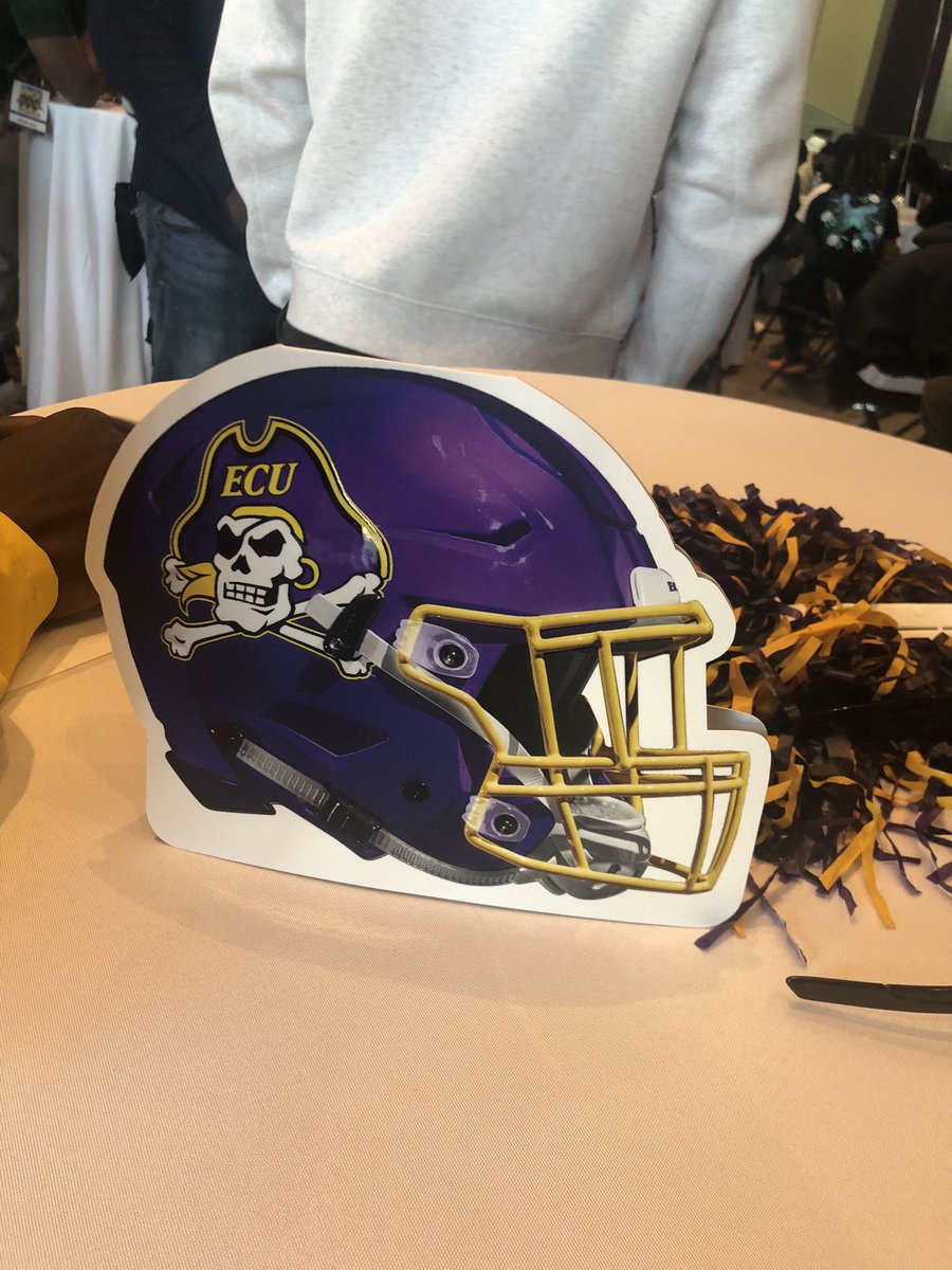 We are here in Greenville, NC to see how #ECU do it. Thank you to @SGasperECU for the invite!!!! 🏴‍☠️ 🏴‍☠️ 🏴‍☠️ @IkeJackson863 @polk_way @thetylereden