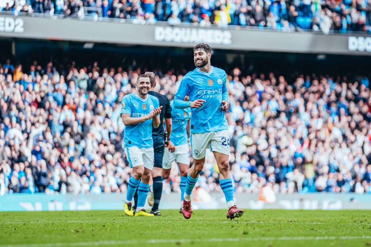 ManCity's tweet photo. 🕺🕺🕺

#ManCity | @citcmancity https://t.co/jimcPF26Be
