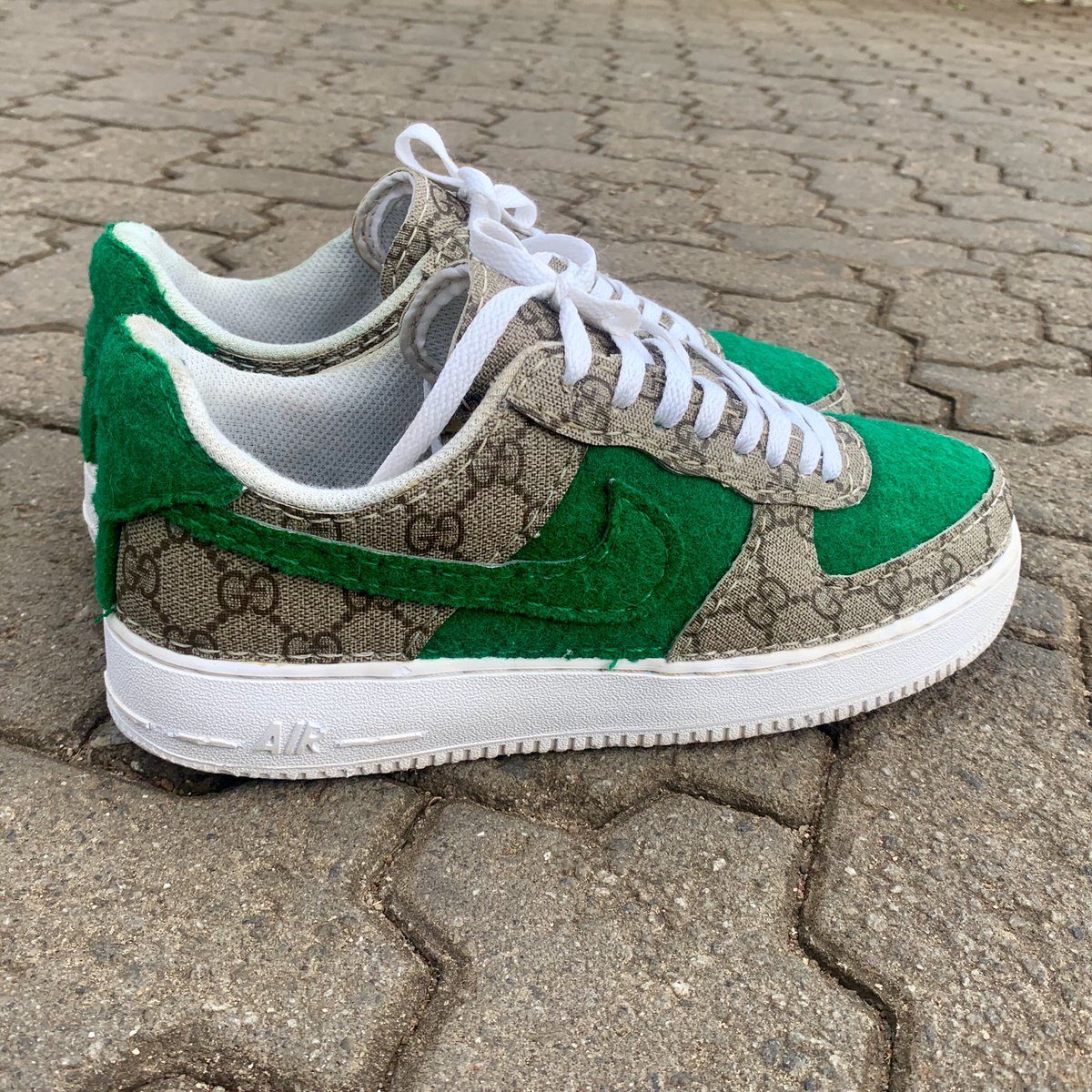 CareAboutNone [CAN] custom design. “GUCCI SLiMe” Airforce1 custom. Handcrafted by @careaboutnone F1:Before F2: WIP F3’4:After