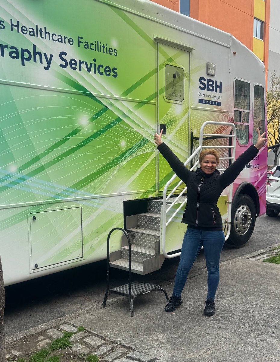 SBIMiddle's tweet photo. ⁦@SBIMiddle⁩ mobile mammogram event today! ⁦@IntlsNetwork⁩ ⁦@CSD9Bronx⁩ https://t.co/F8eANnmhYW