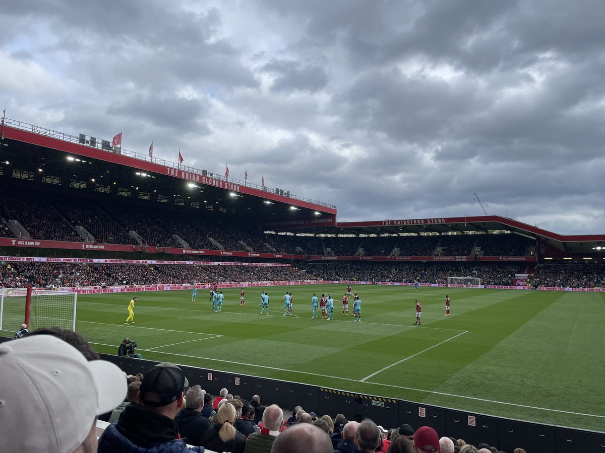 2 points dropped but another gained on Luton. Basically 2 points clear of relegation (with how bad their goal difference is). In our hands and still have complete faith we can stay up #NFFC