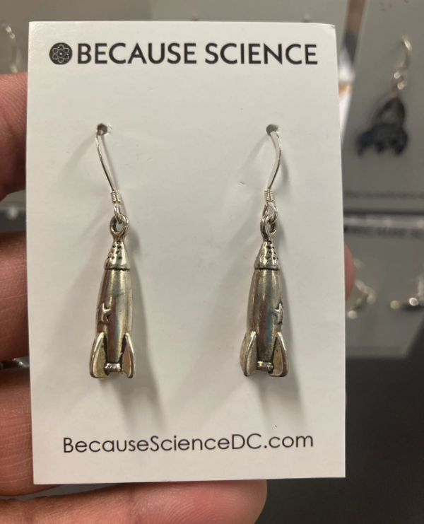 Reach for the #stars with these adorable new #earrings for #space enthusiasts! 🧑‍🚀🌠 #becausescience #shoplocal