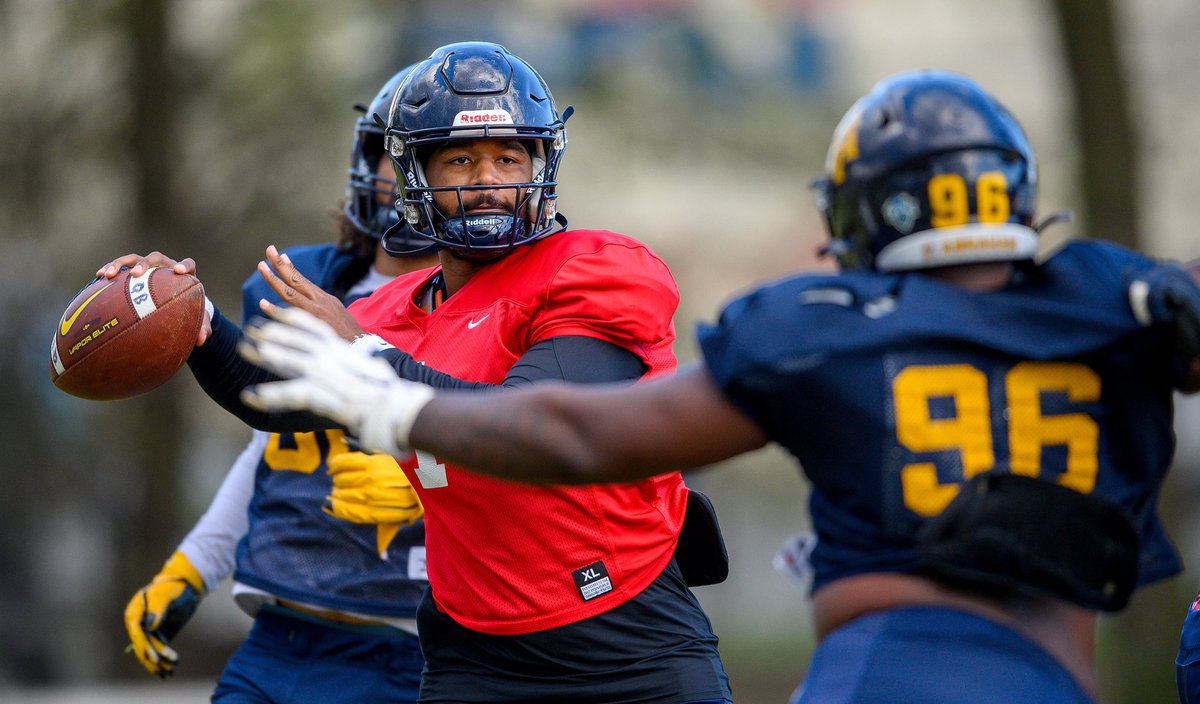 NCATAGGIES's tweet photo. It’s a beautiful day in AggieLand for some Spring ball! Action starts in under an hour 👉🏽 Pull up and check us out 😎 

See y’all at Truist Stadium! 💙🏈💛 @NCATFootball x #AggiePride https://t.co/fvzIL6HJIv