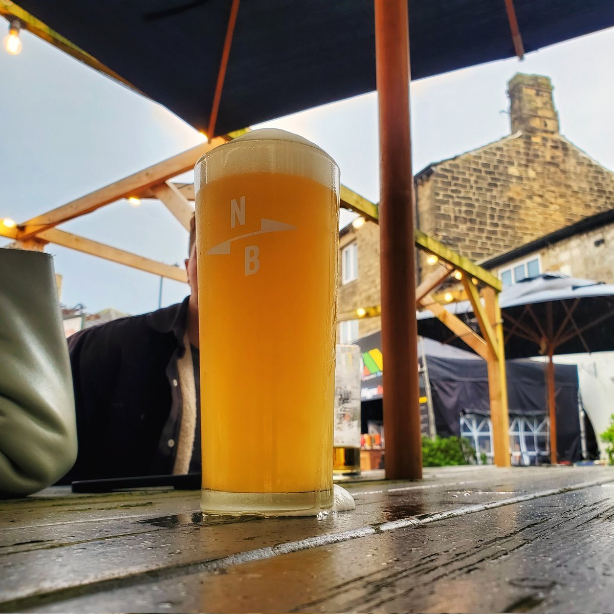 🌞THE GREAT BRITISH SUMMER🌧 It might not be the driest today, but we have covered outside, burgers from @WagyuLookinAt and the best atmosphere in Otley!😍 Come on down and make the most of it, we've got space inside, covered areas outside, AND BURGERS! 🍔