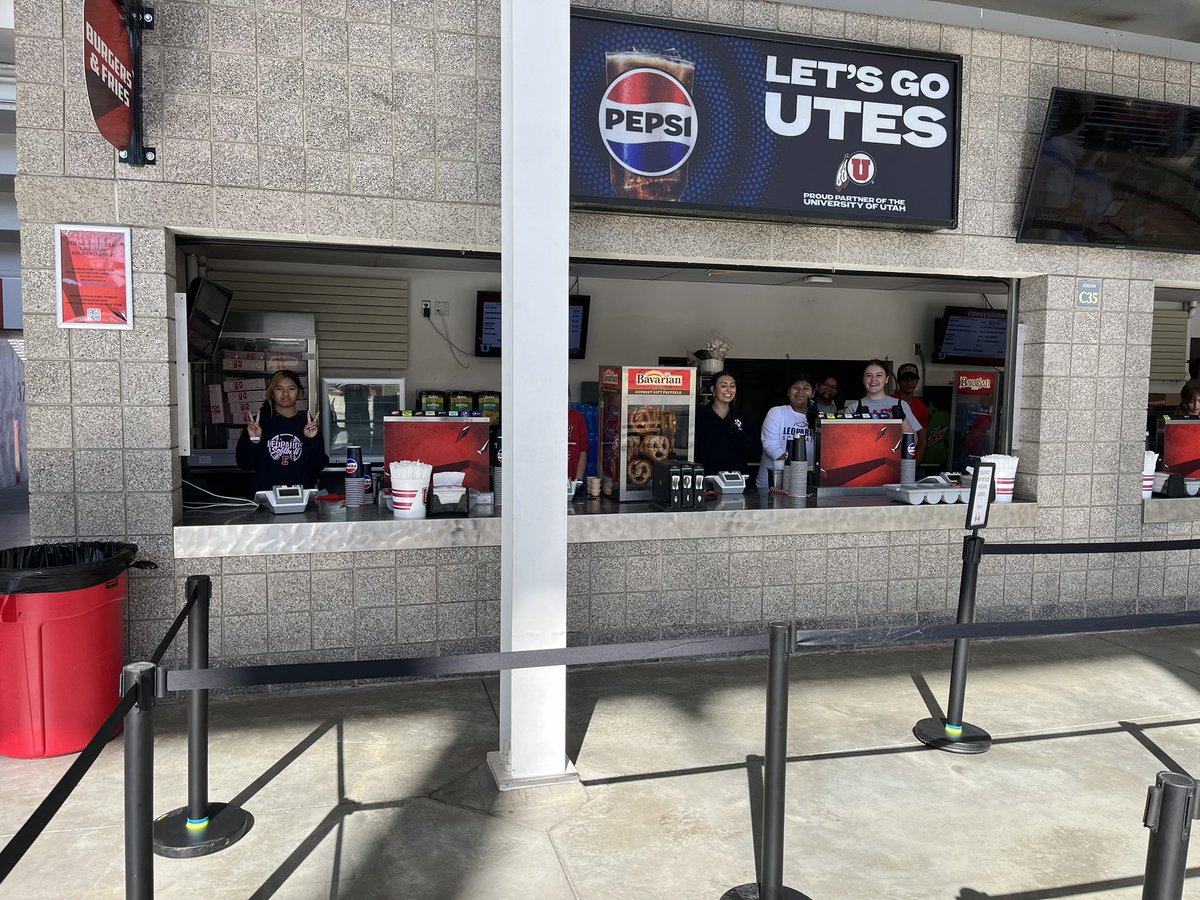 Dino_Lokeni's tweet photo. Come find @easthighsb and East High Wrestling at the @Utah_Football Ref and White game. Ask for me and I’ll pay the taxes on your meal😉 #GoUtes #LeopardsNotWildcats🐆 #EPTF https://t.co/bCCRzpNRub