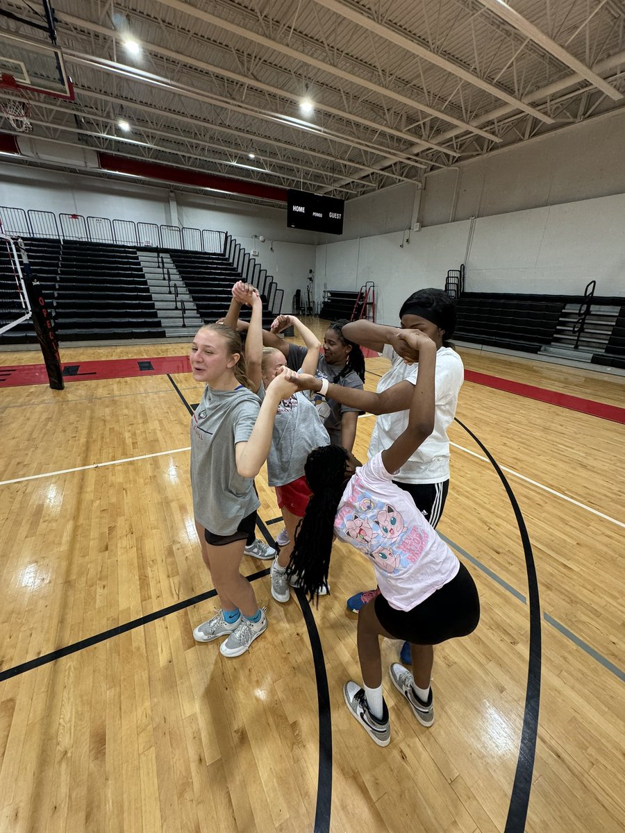 OpelikaVB tweet media