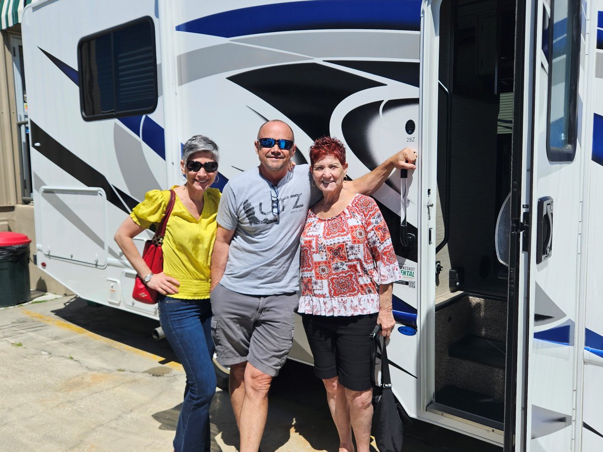 The Sweets are our newest RV road warriors! 🚐💨 First-time RVers, they're diving headfirst into the ultimate cross-country adventure in one of Suncoast RV Rental's top-notch Class C RVs! 🌟 🗺️ #RVAdventure #SweetLife #SuncoastSquadGoals #customerspotlight