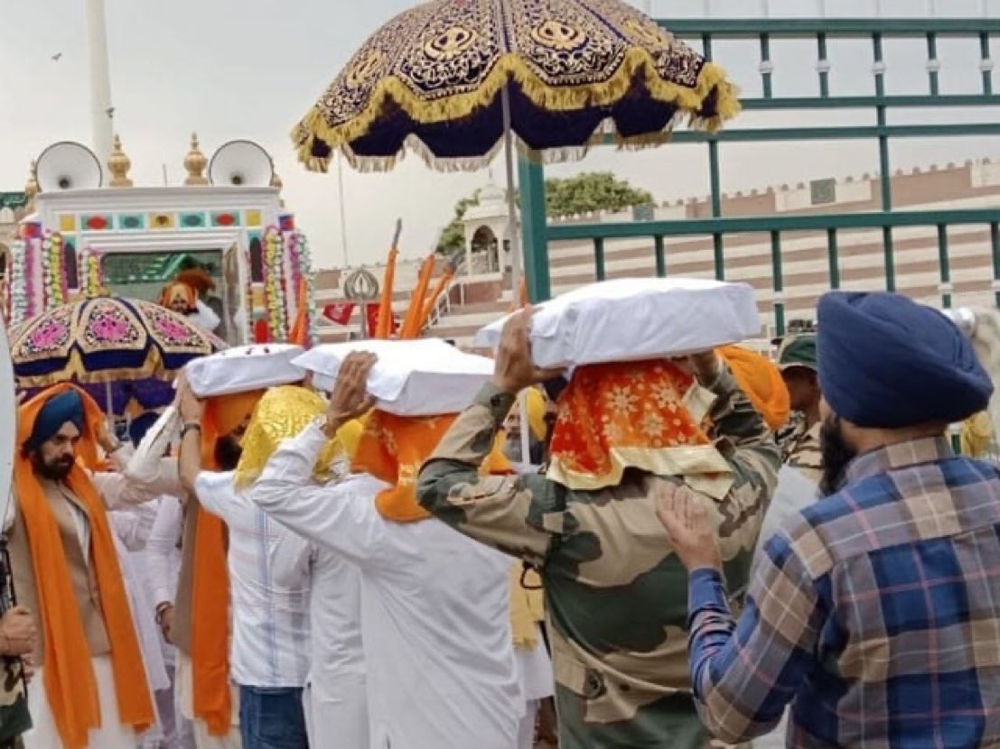 Ten persona of Sri Guru Granth Sahib reach Pakistan via Wagah border. These saroops will be enshrined in Gurdwaras in Punjab, Sind and Balochistan.