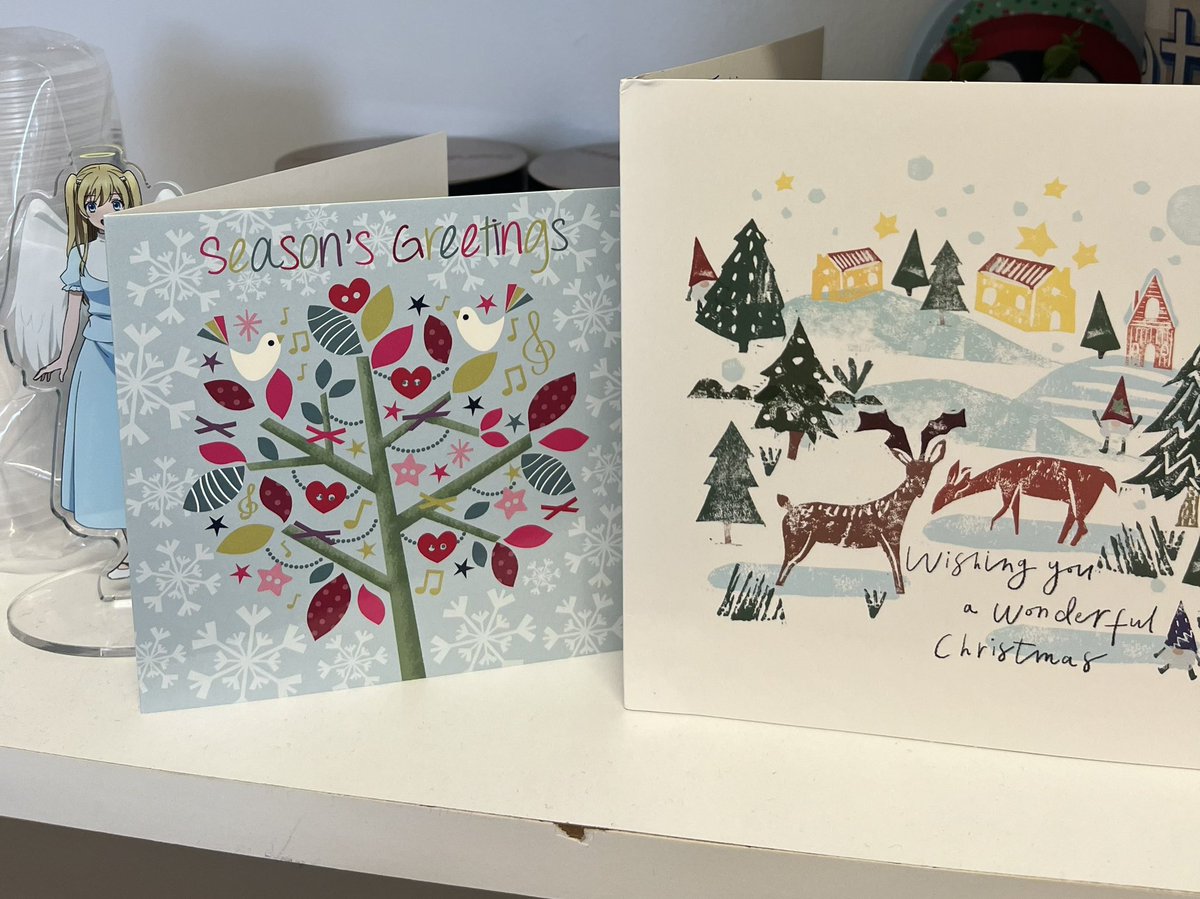 Dr_FelixChan's tweet photo. Classic academic moment - did not check my mailbox until today and did not realize I had received lovely Christmas cards from @UKTSA and @CureDhdds.

Thank you to Mel and Charlie of @CureDhdds and Pooja and Luke of @UKTSA for the kind words and continued support of the #ChanLab https://t.co/adaqTr3kyi