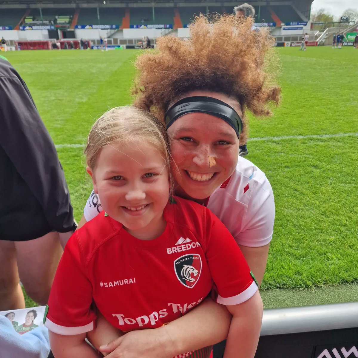 Dotty will forever be a tiger but will always have a place in her heart for @ShaunaghBrown. A little girls rugby hero, thank you for all that you do and all that you are to our baby rhino.