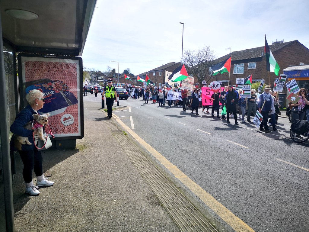 More photos from today's @HRyepsc demo against Hastings arms factory @generaldynamics supported by Brighton PSC 🇵🇸