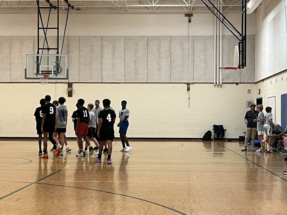 Middles School Easter Fairfax Hoops!  <a href="/CarlSandburg_MS/">Carl Sandburg Middle School</a> <a href="/PrincipalEWU/">Eric W. Underhill</a>