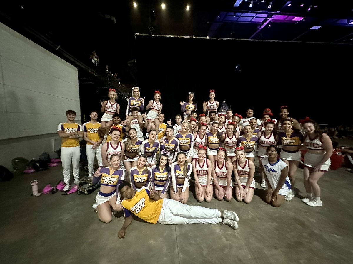 CoachBRojas's tweet image. Region 6 Cheer! #DodgeCity #Hutch 
Representing Kansas Cheerleading!
