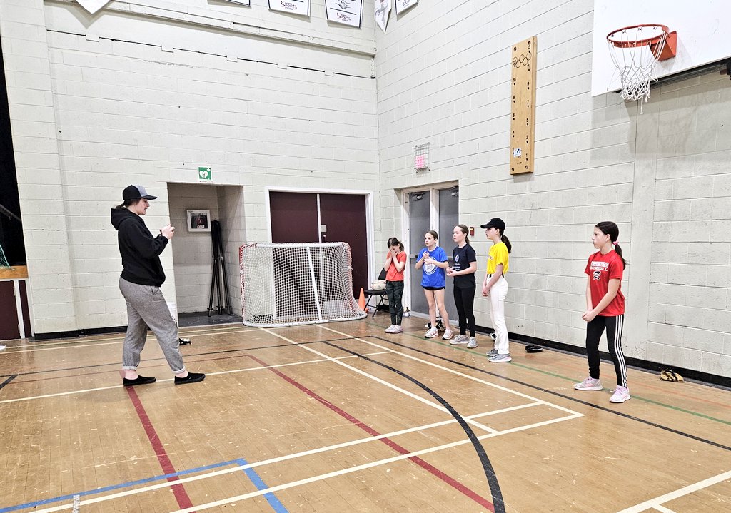 What a Saturday with @CBSBaseball! 👏 Thanks for the invite to join your 2nd Annual Female Baseball Day! We can't wait to see some girls from CBS on the diamond this summer! Special thanks to our Provincial team athletes who came out and helped ⚾️ 📸 shorturl.at/bgkqC