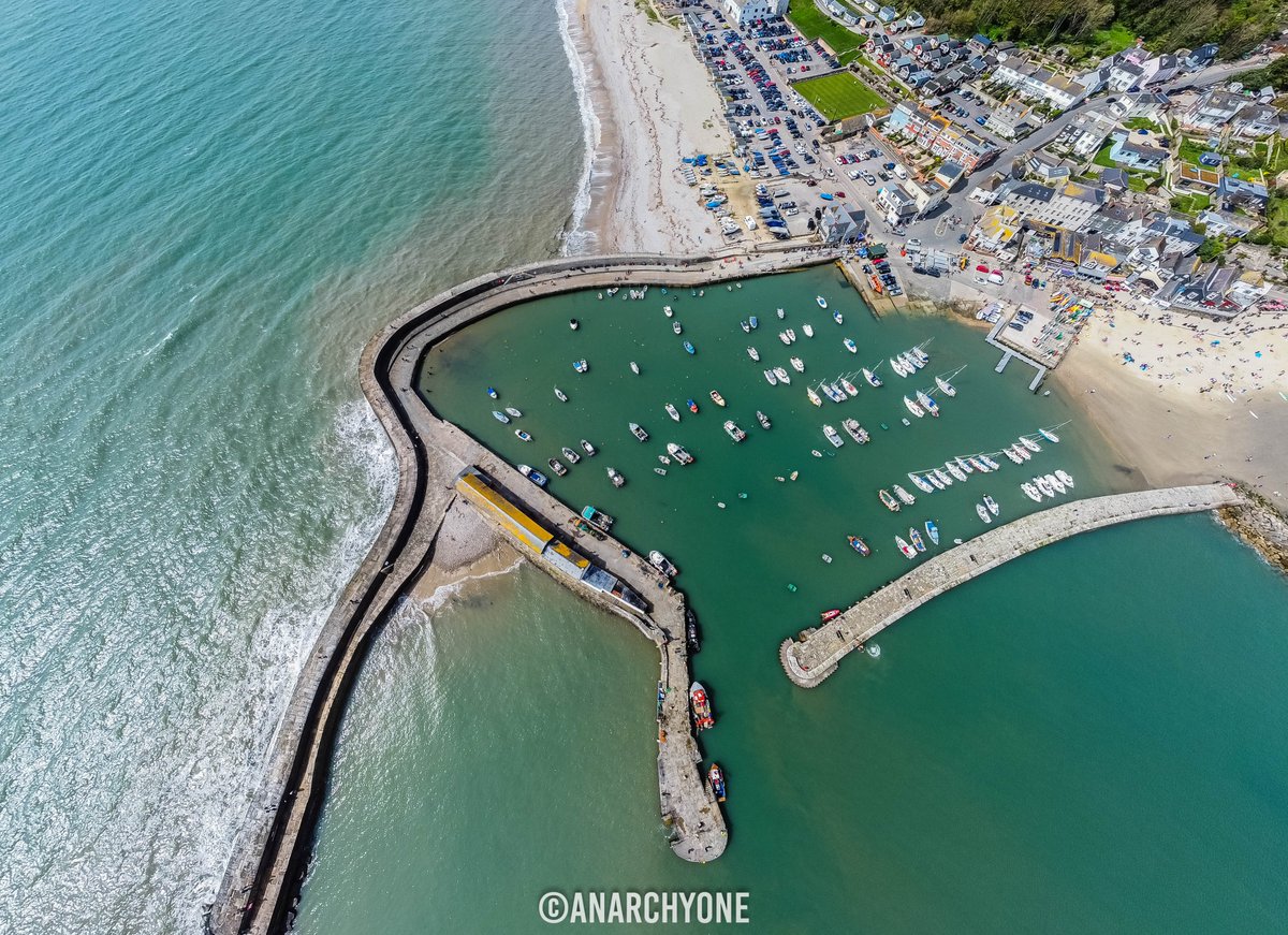 Views from above. 

#drone #photography #aerialphotography #dorset