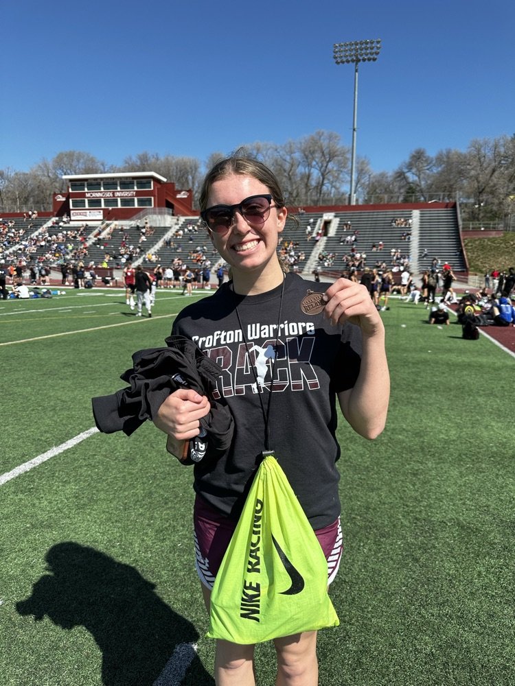 CroftonWarriors's tweet photo. Congratulations Ellie! She earned 4th place in the 100 Hurdles at the Sioux City Relays with a season's best time of 15.76. We are proud of you! https://t.co/kqOZNZgt4q
