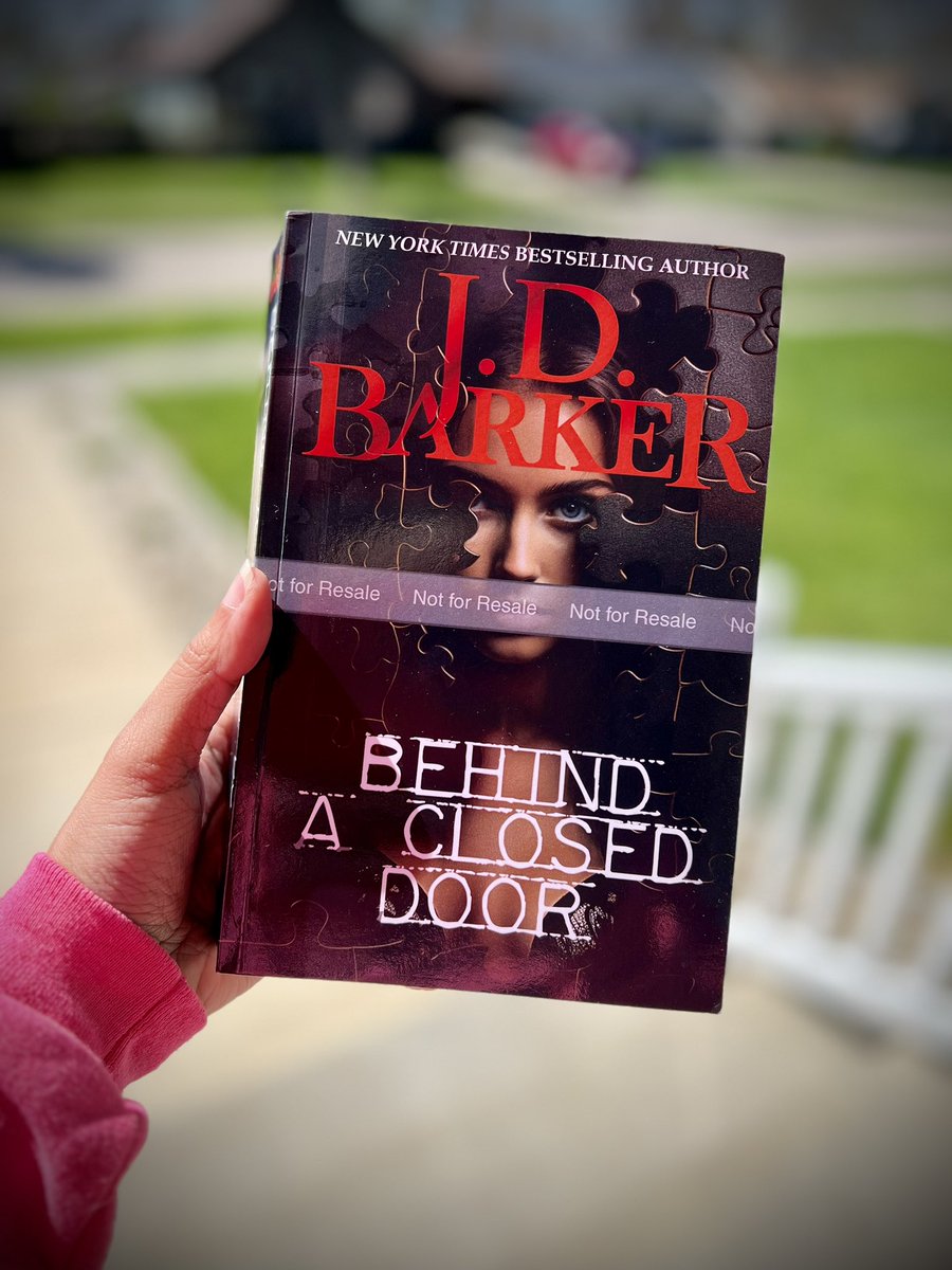 That moment you download the hottest new app just to try and save your marriage and the whole world goes up in flames…😬. I was hooked on JD Barker with The Fourth Monkey series. Now im obsessed with him 😍. This book is coming out in May. Make sure you get yours!! @jdbarker