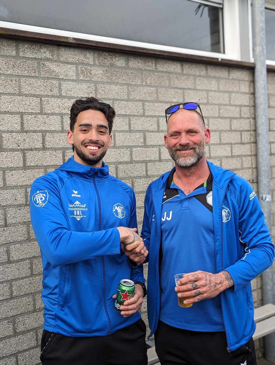 AcvAssen2's tweet photo. De absolute ᴍᴀɴ ᴏꜰ ᴛʜᴇ ᴍᴀᴛᴄʜ vandaag; Daniel Schiphof. Met vele reddingen nemen we een punt mee uit Genemuiden. 💪🏽🙌🏽

#mooisteclub https://t.co/2eb0yOqMp2
