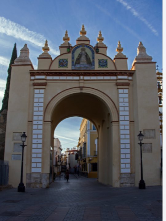 PMPachecoMusica's tweet photo. Sevilla tiene un color especial, pero aquí se me parte el corazón cada vez que paso por la MACARENA, lo siento… https://t.co/W8WYBNg21o