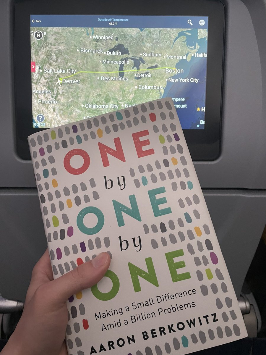 vlomachinsky's tweet photo. Reading this book before #AANAM gave me a much-welcomed wave of inspiration! Highly recommend! https://t.co/kFyXUMw33j