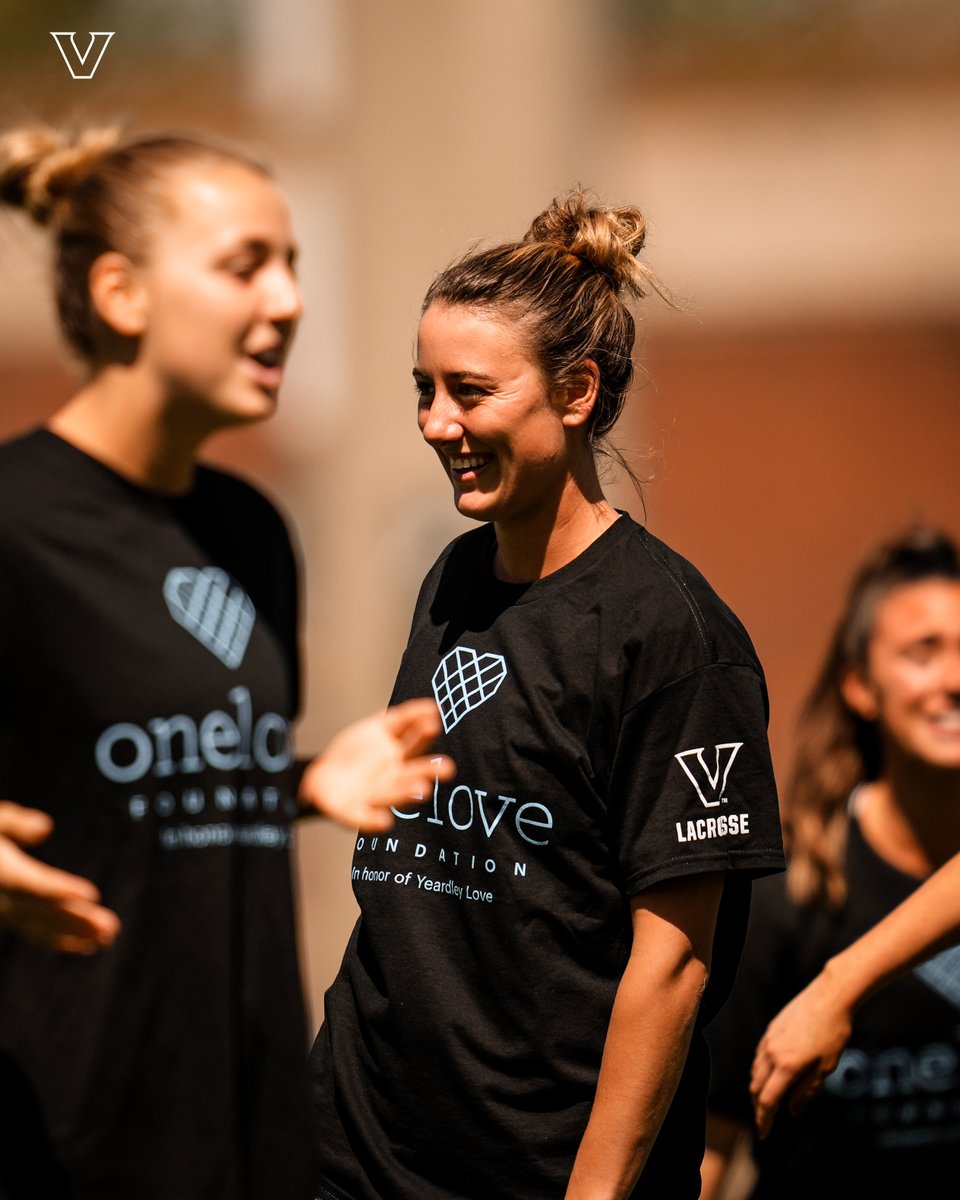 Game day smiles 😃 #AnchorDown