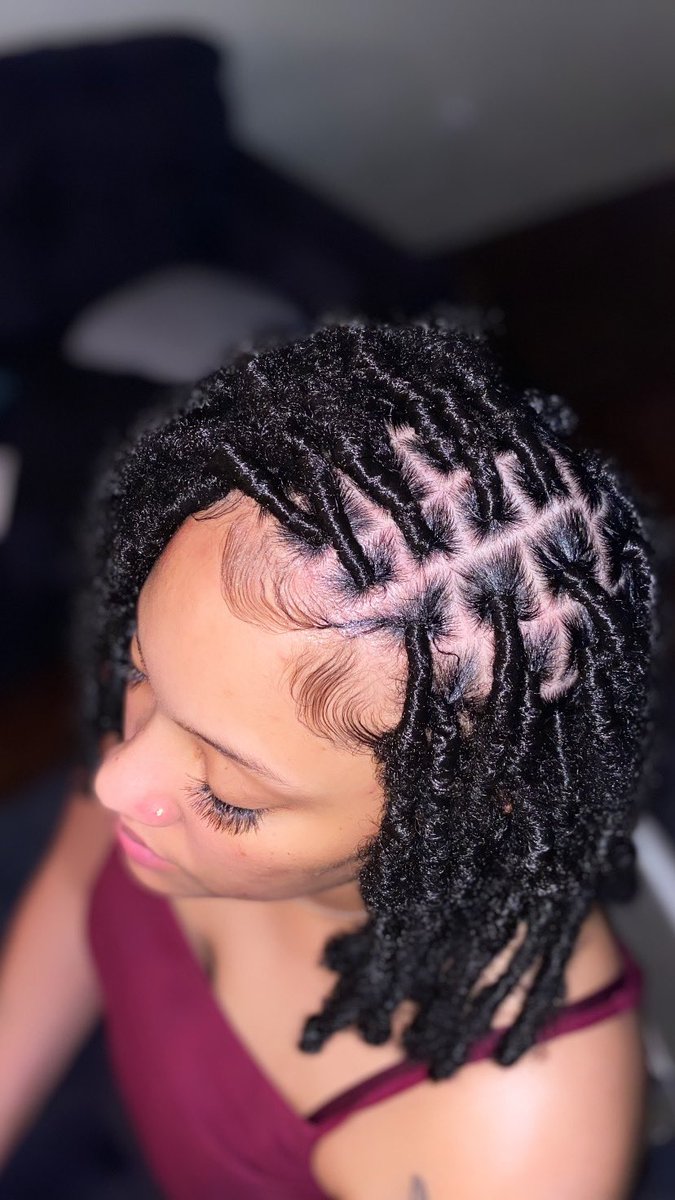 TaneshaJ__'s tweet photo. 🦋 locs #locs #butterflylocs #thelookbytee #phillystylist https://t.co/s5Sm8uhK7H