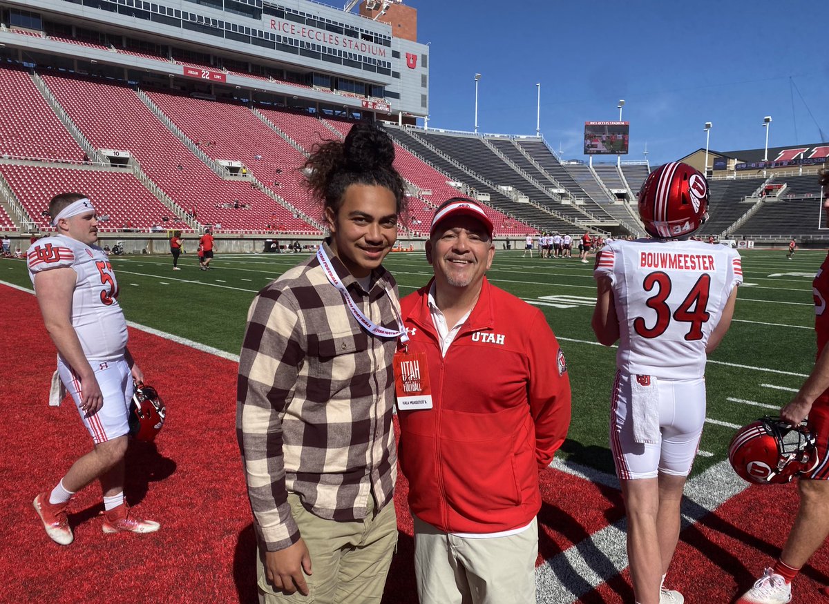 Here at @Utah_Football for Spring game. Thanks Coach @UtahCoachWhitt and staff @Colton_Swan @RSNBUtes for having me.