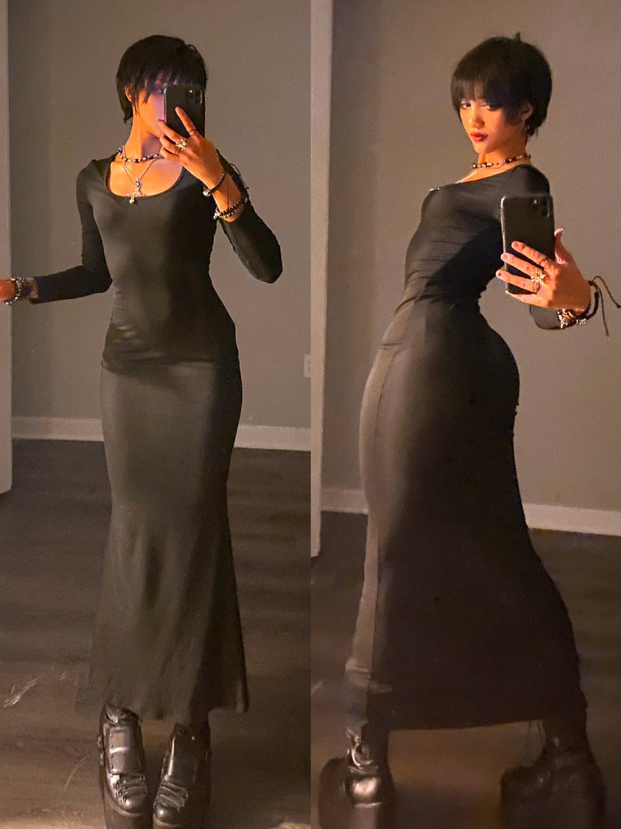 you can't see it from the front but like..
👁️👄👁️