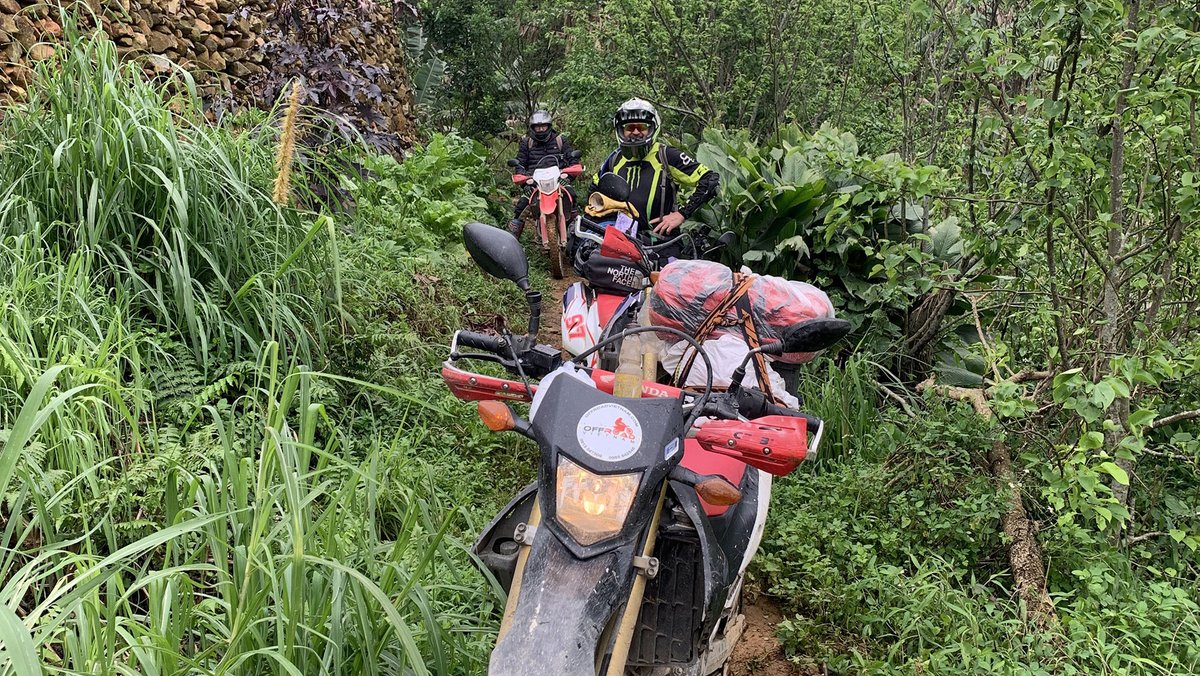 Riding a motorcycle on bumpy roads is akin to dancing with chaos in a pleasant way. 👌

🖥️ vietnammotorbikerental.com

#vietnam #xuhuong2024 #trending2024 #motorbike #motorcycle #tour #rental #honda #XR150L #CRF250L #CRF300L #dualenduro #motocross #offroadvietnam #vietnamoffroad