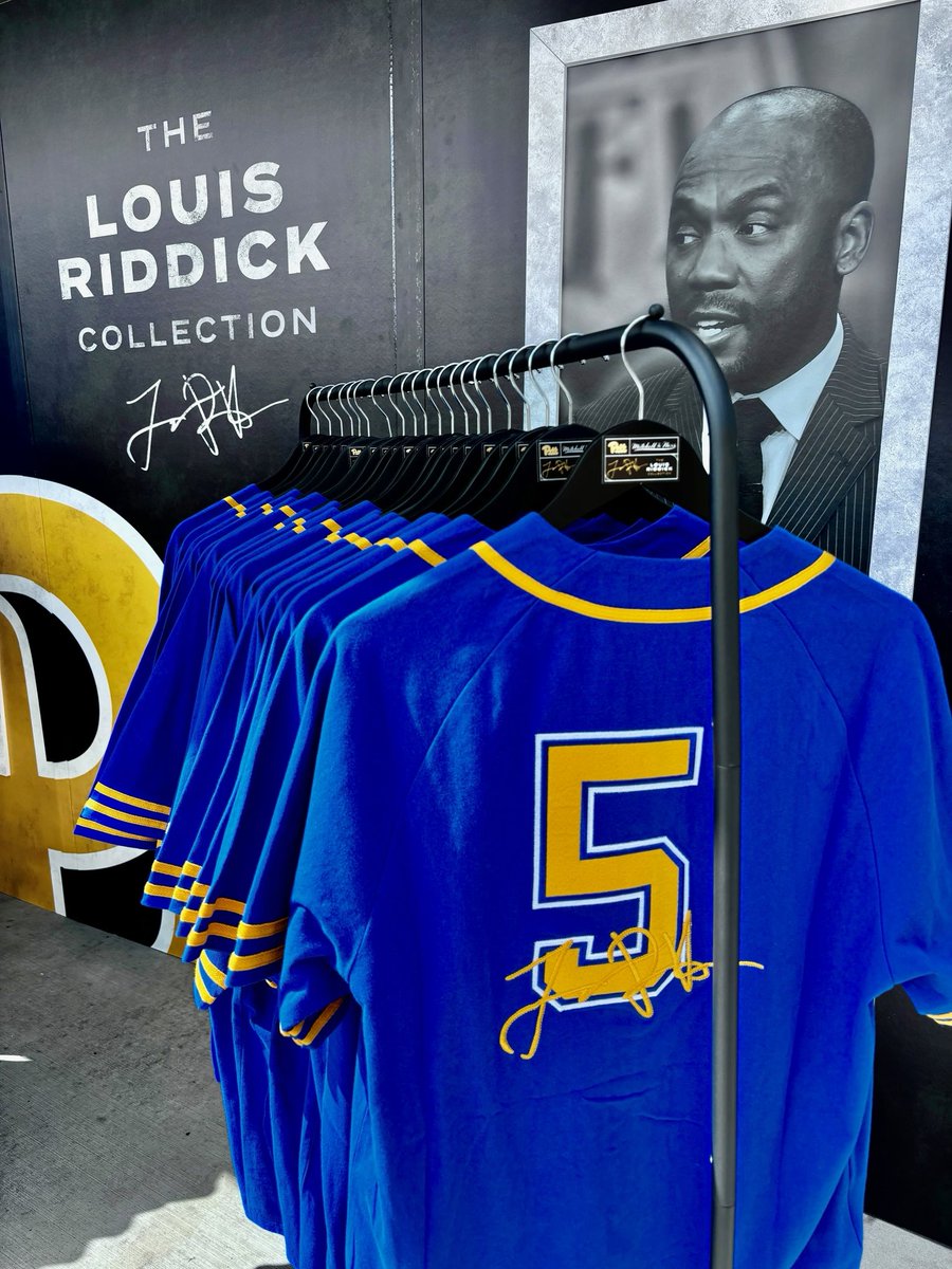 Pitt_TeamStore tweet picture