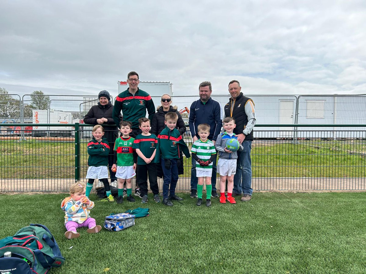 Great to see our U7's back up and running today. Well done John Mitchel's, Sean McDermott's, Erin Go Bragh and St. Brendan’s today at the Páirc. @warwickshireclg