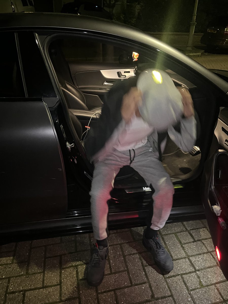 a24s💫 tweet media