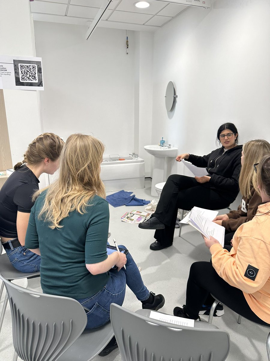 UoL_OT (@uol_ot) on Twitter photo This week our first year students enjoyed utilising our simulation suites for a simulated ward round and to discuss complex community scenarios as part of the Essential Inter-professional Practice Module alongside <a href="/UoLMScNursing/">UoL_MScNursing</a> <a href="/UoL_Physio/">University of Lincoln Physiotherapy</a> <a href="/UoL_MSc_SLT/">UoL MSc Speech & Language Therapy (pre-reg)</a> and social work students. This week our first year students enjoyed utilising our simulation suites for a simulated ward round and to discuss complex community scenarios as part of the Essential Inter-professional Practice Module alongside <a href="/UoLMScNursing/">UoL_MScNursing</a> <a href="/UoL_Physio/">University of Lincoln Physiotherapy</a> <a href="/UoL_MSc_SLT/">UoL MSc Speech & Language Therapy (pre-reg)</a> and social work students.