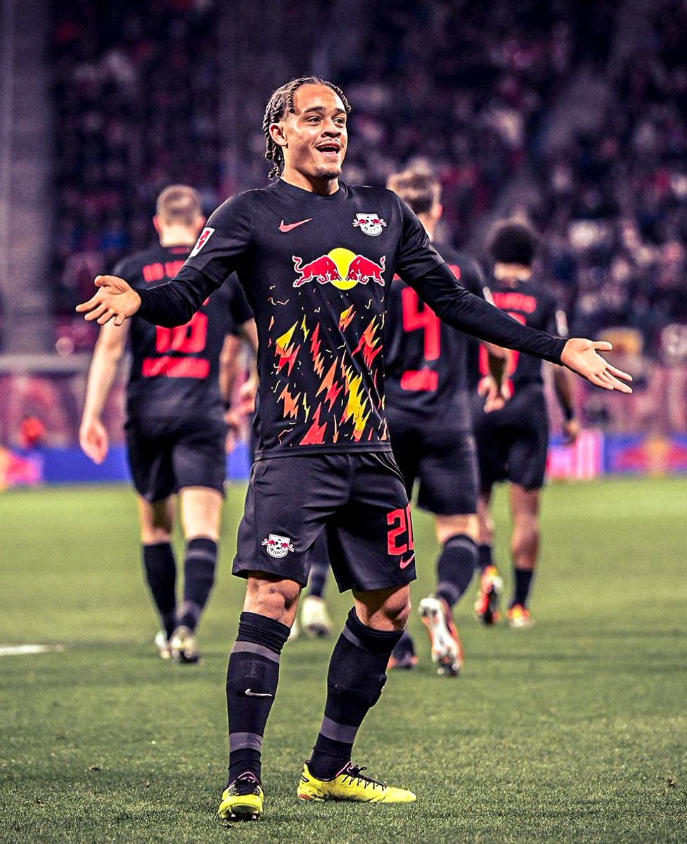 By creating a goal today, Xavi Simons became just the third Dutchman in the last decade, after Arjen Robben and Memphis Depay, to get 10+ assists in a single season in one of Europe's top five leagues. The boy's a superstar.