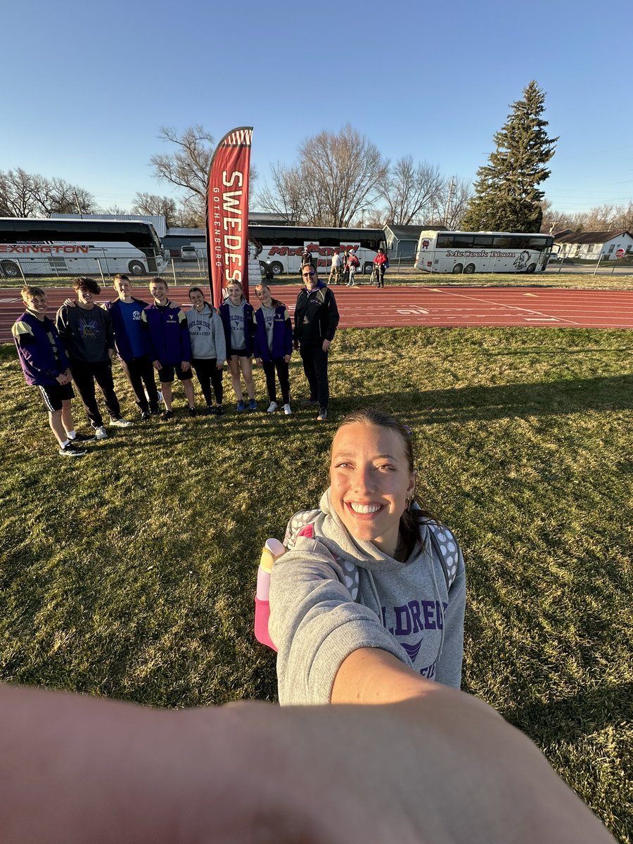 kpnation88's tweet photo. Happy Saturday!!! Great day for a dragon pict from “TrackTown USA”! #DusterDistance #FBD This group is just getting started! PS if your a person who loves track in the state of Nebraska…this is turning out to be the best ever…incredible performances around the state https://t.co/KeaWuSQVEo