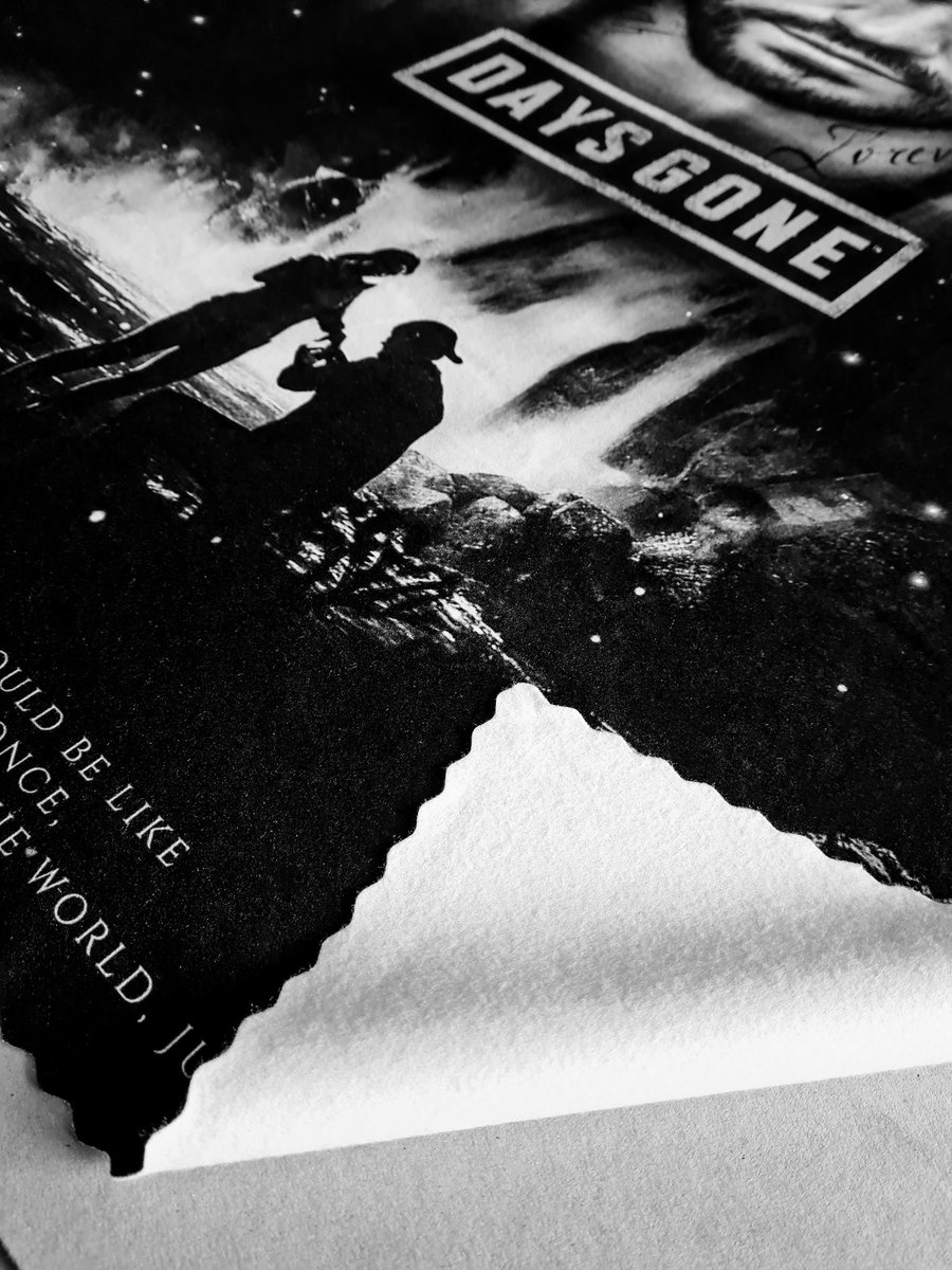 Krystine_art's tweet photo. And the big fabric artwork I created. Still my favorite 🤍  #DaysGone https://t.co/WbRWRSVPfG