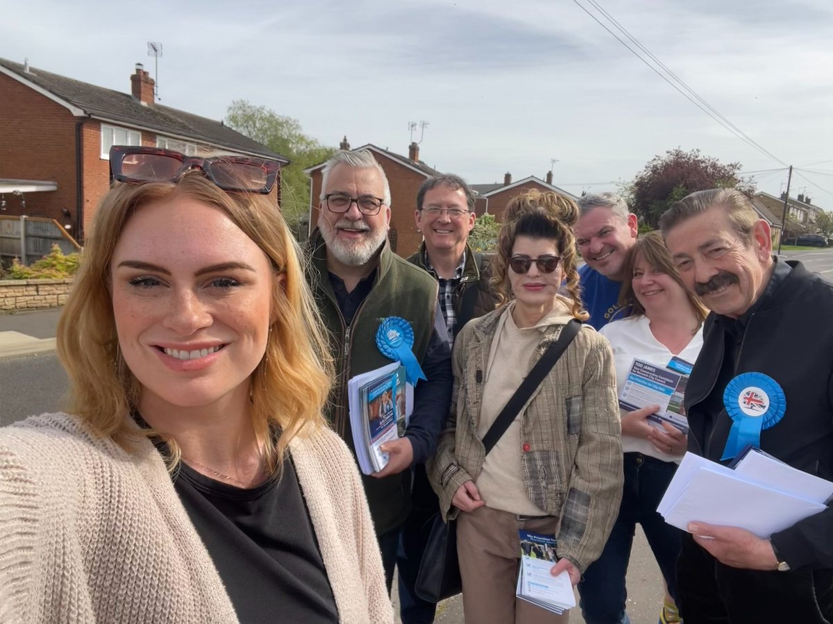 Out enjoying the sunshine and local chats in Crome today with our dedicated City Council candidate @TodJames_CF and team. 💙 🗳️ Norwich City Council and Norfolk PCC elections are on the 2nd of May. #NorwichConservatives