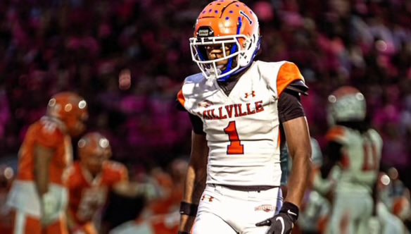 #Alabama has its first ‘25 commit on offense of the Kalen DeBoer era: Lotzeir Brooks. On3’s @CharlesPower broke down the skill set of the electric wide receiver. “This is a guy who is really a pure football player.” 🗞: on3.com/teams/alabama-… (On3+) #RollTide