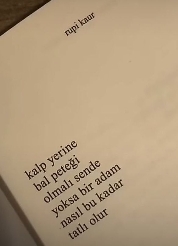 Zerdakyhn's tweet photo. 🤍🖤 https://t.co/Aq83WZRgkz