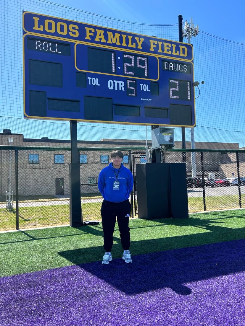 JoshuaaMam's tweet photo. Was wonderful visiting the @UWSPFootball campus and learning about the program! Thank you @UWSPCoachCoop and @CoachAArcher for the opportunity. @CoachElder54 @mattzilz @EDGYTIM @PrepRedzoneIL @TaftFootballChi https://t.co/HwuB5y4HET