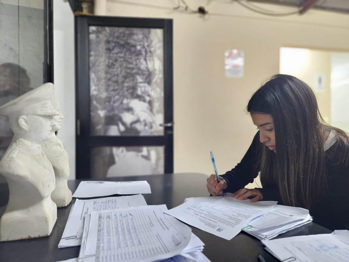 <a href="/lorenaa_crespo/">Lorena Crespo (Tana)</a> Y a todxs Ixs compañerxs de la Comuna 9 que, en el marco de esta lista de unidad lograda en CABA, firmaron su compromiso para representarnos en el Partido Justicialista de la Comuna bajo la presidencia de nuestro compañero <a href="/marianorecalde/">Mariano Recalde</a>