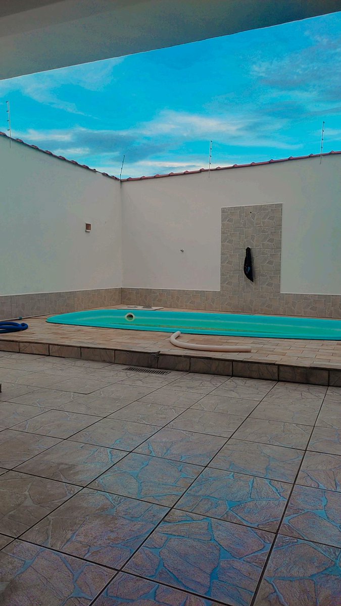 karenssilva126's tweet image. #piscina #mogimirim