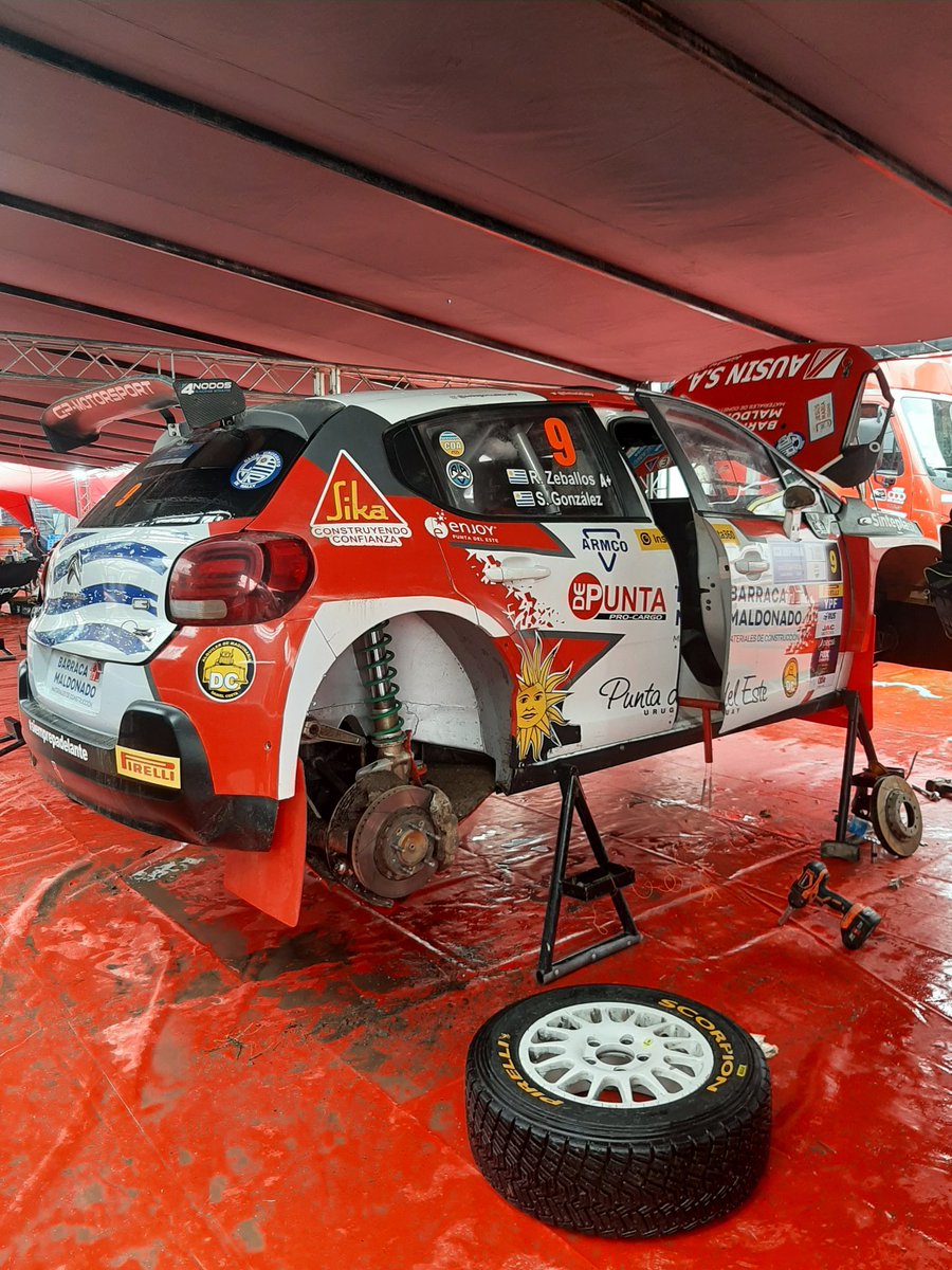 DiegoteSimracer's tweet photo. Service park time🔧🧰

#RallyArgentino #Codasur https://t.co/HwMIa7Fj5J